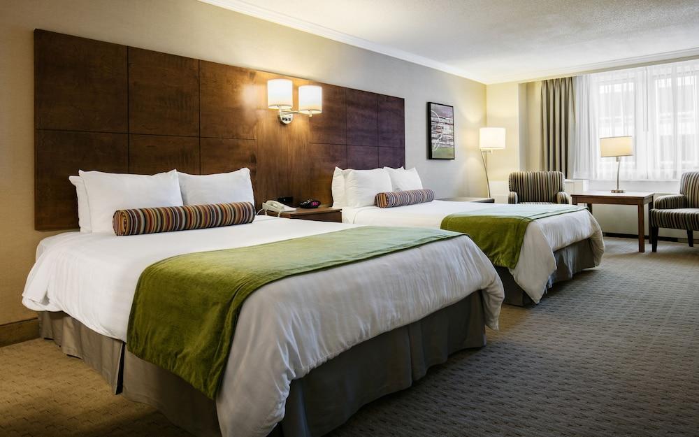 Best Western Ville-Marie Hotel & Suites Монреаль Экстерьер фото
