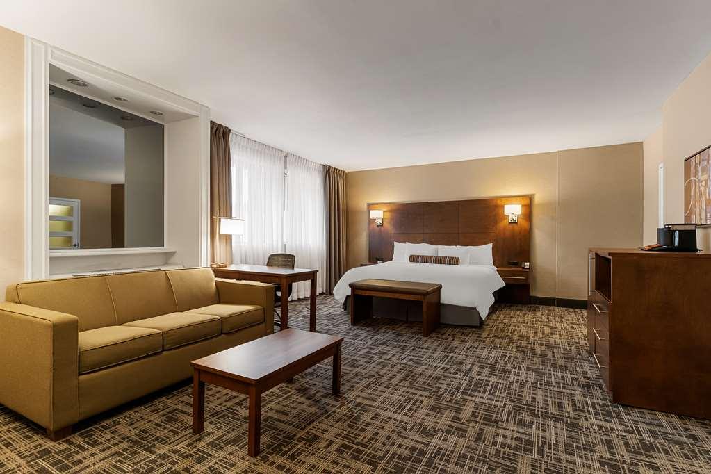 Best Western Ville-Marie Hotel & Suites Монреаль Номер фото