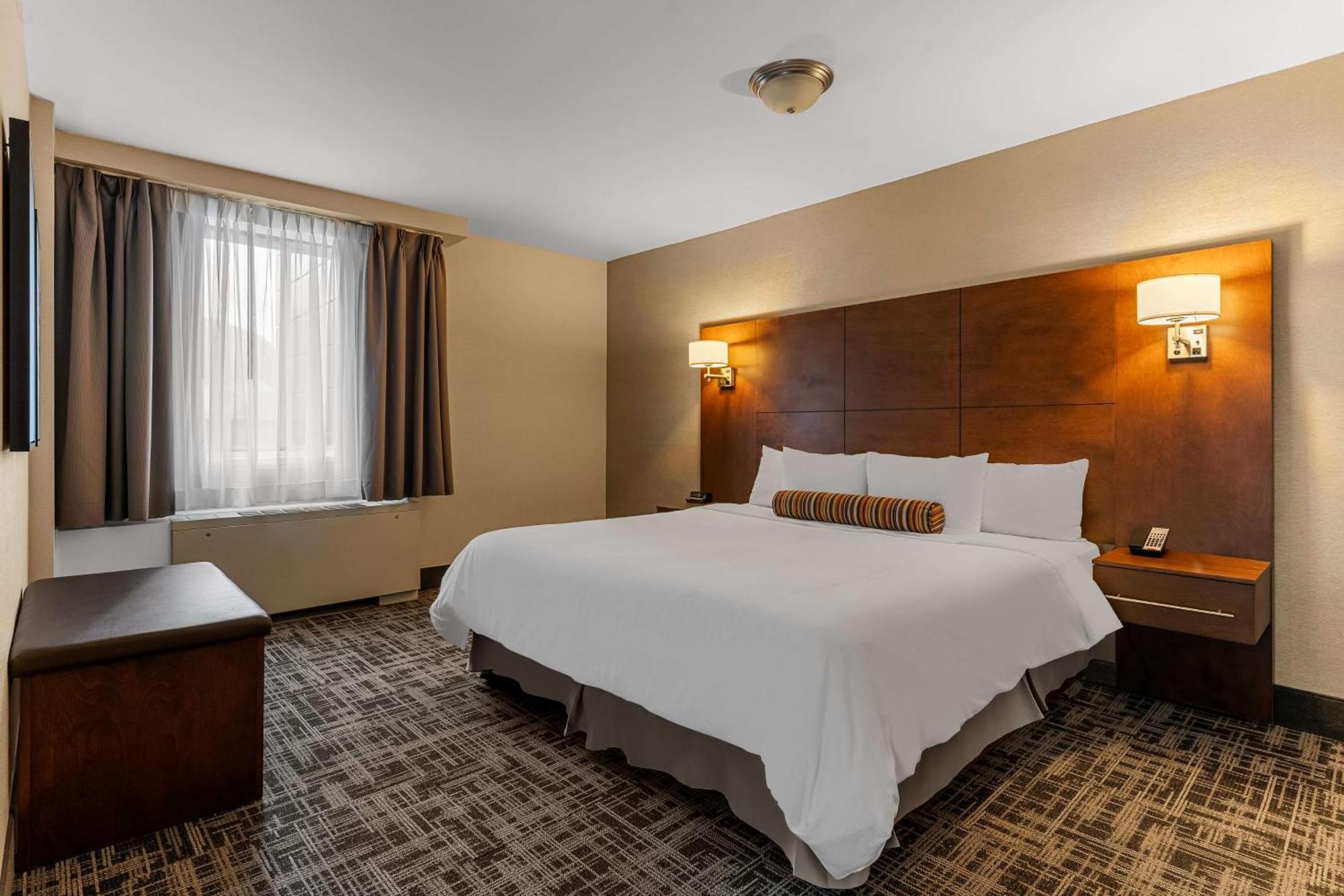 Best Western Ville-Marie Hotel & Suites Монреаль Экстерьер фото