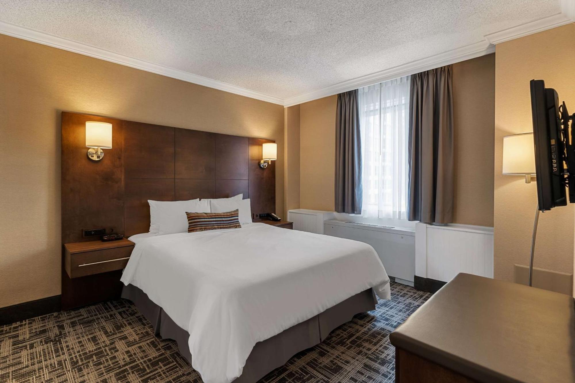 Best Western Ville-Marie Hotel & Suites Монреаль Экстерьер фото