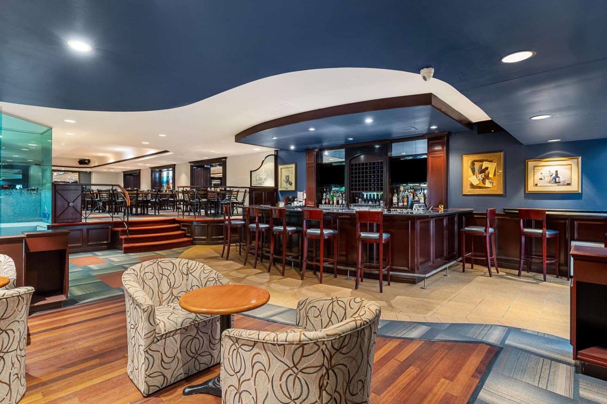 Best Western Ville-Marie Hotel & Suites Монреаль Экстерьер фото