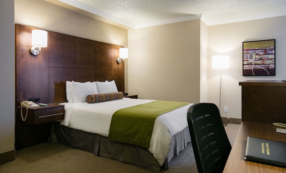 Best Western Ville-Marie Hotel & Suites Монреаль Экстерьер фото